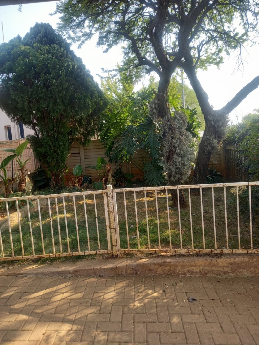 2 Bedroom Property for Sale in Oudorp North West
